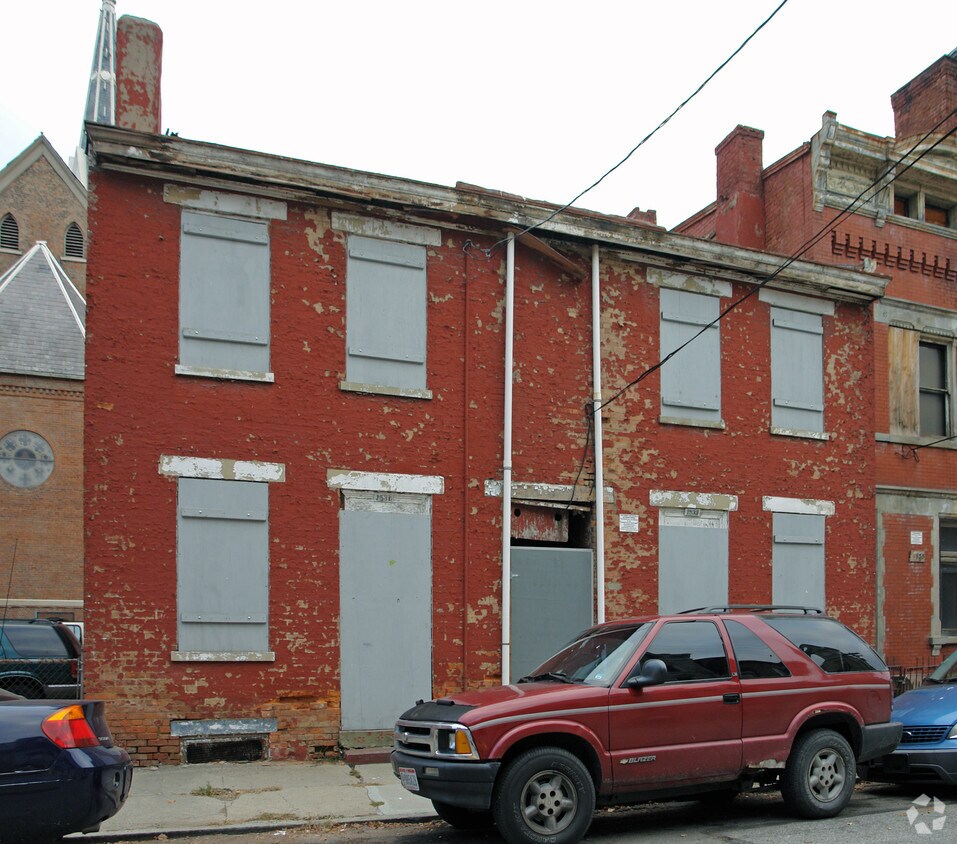 Primary Photo - 1531-1533 Republic St