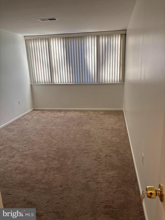 Building Photo - 4410 Briarwood Ct N