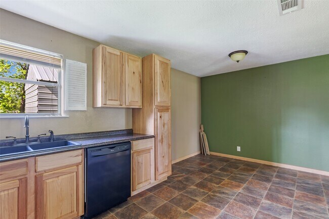 Foto del edificio - 27311 Kingport Dr