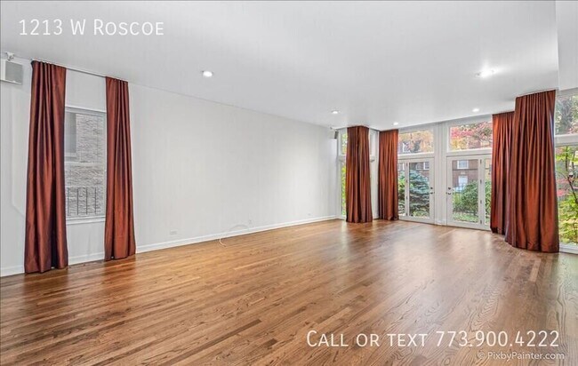 Foto del edificio - 1213 W Roscoe St