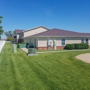 Building Photo - Tabor Ranch