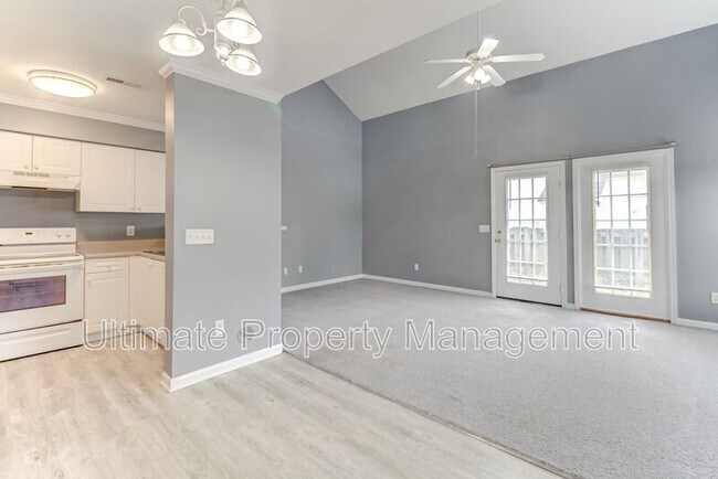 Building Photo - 502 Shortfin Dr
