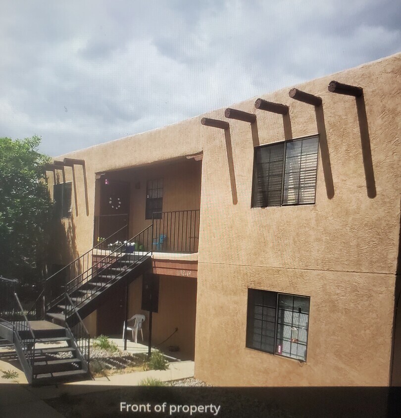 Foto del edificio - 12409 Hardin Ct NE