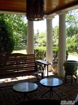 Foto del edificio - 259 Manhasset Ave