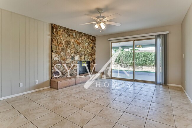 Building Photo - You will love this spacious 4 bed, 2.5 bat...