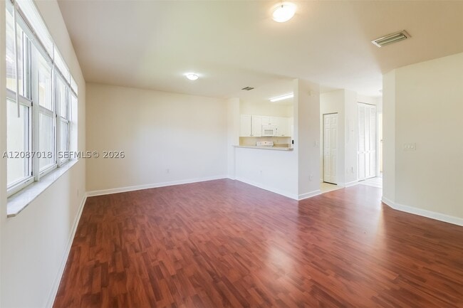Foto del edificio - 1490 NE 33rd Rd
