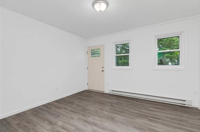 Foto del edificio - 425 W Baker Ave