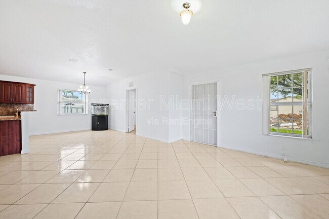 Building Photo - 14290 SW 287th St