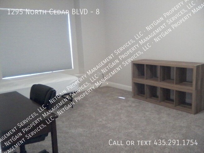 Building Photo - 1295 N Cedar Blvd