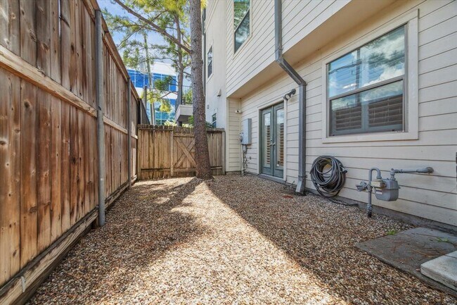 Foto del edificio - 1468 California St