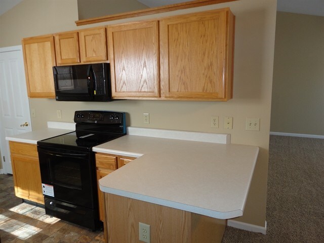 Building Photo - 459 Longview Bend