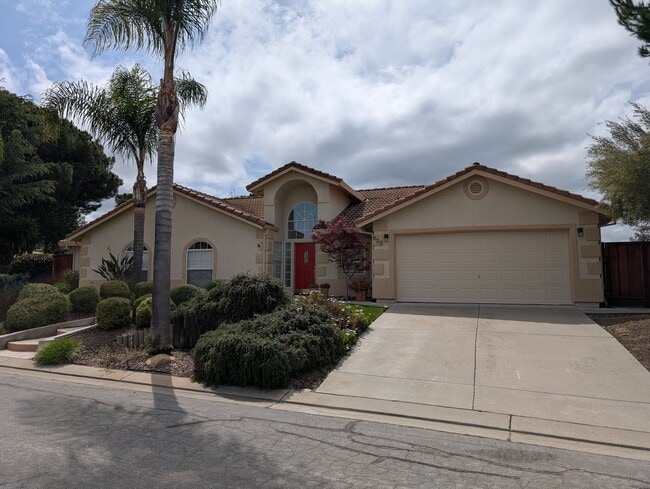 Foto del edificio - 520 Bobbys Ln