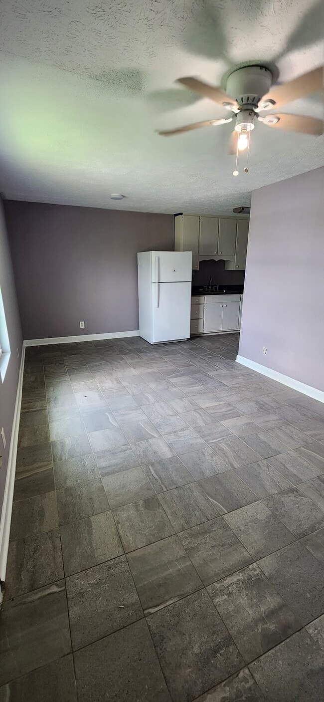 Building Photo - 2817 Wakulla Ave