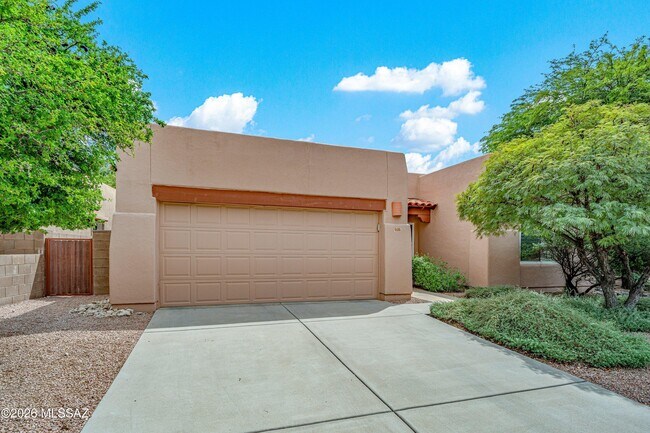 Building Photo - 6486 N Sun Bluff Dr