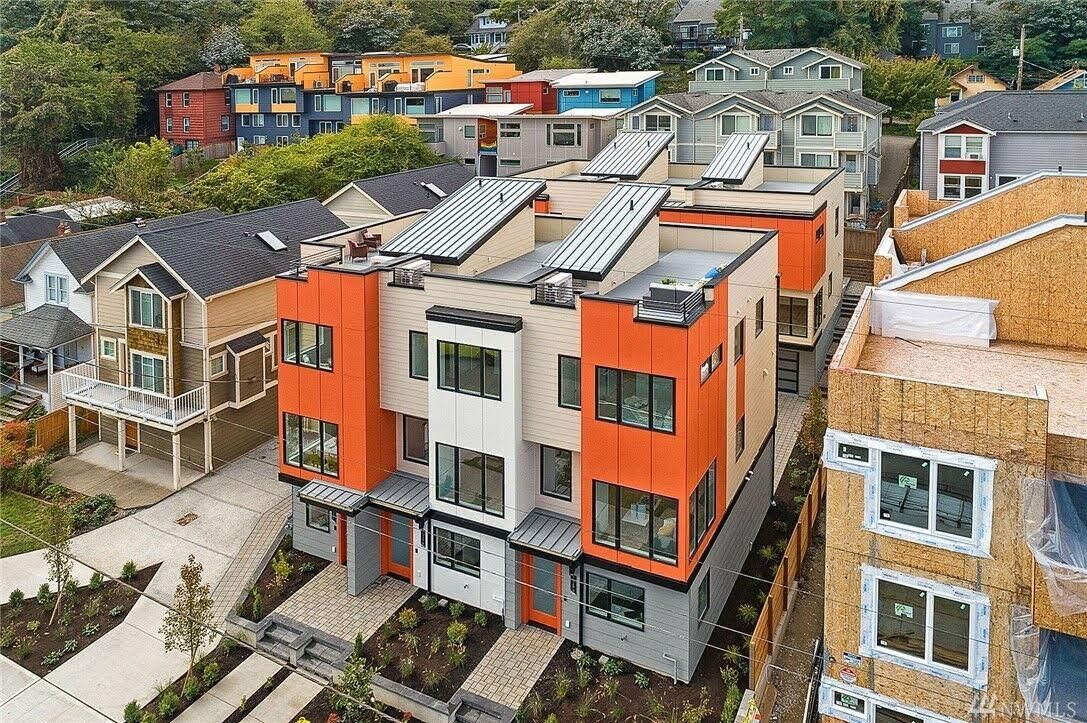 Foto principal - 1531C 17th Ave S