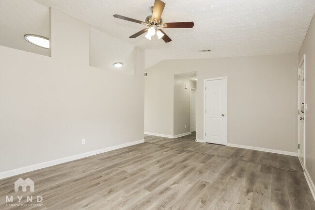 Foto del edificio - 10314 Wisteria Ln