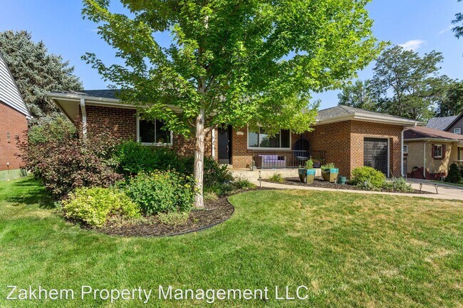 Foto del edificio - 4 br, 2 bath House - 3120 S Williams St.