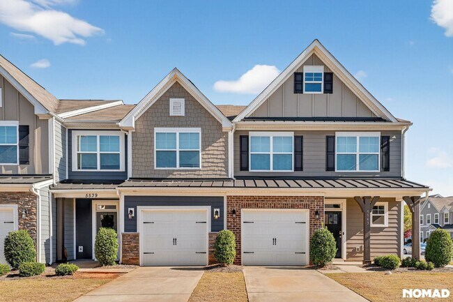 Foto del edificio - 5543 Harris Cove Dr