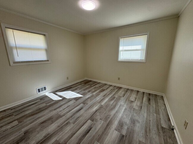 Foto del edificio - 5069 Flint Hill Rd SW