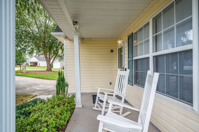 Building Photo - 211 Night Heron Dr