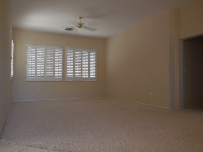 Foto del edificio - SUN CITY SUMMERLIN TWO BEDROOM - MONARCH F...