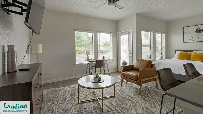 Foto del edificio - 5301 Overton Ridge Blvd