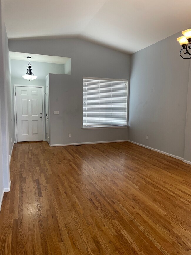 Building Photo - 5505 Abbeywood Cir