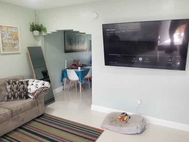 Foto del edificio - 277 NW 75th St