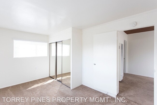 Building Photo - 2827 Keats St