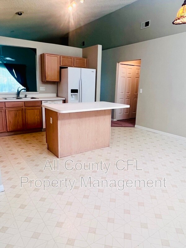 Foto del edificio - 4343 Boca Woods Dr