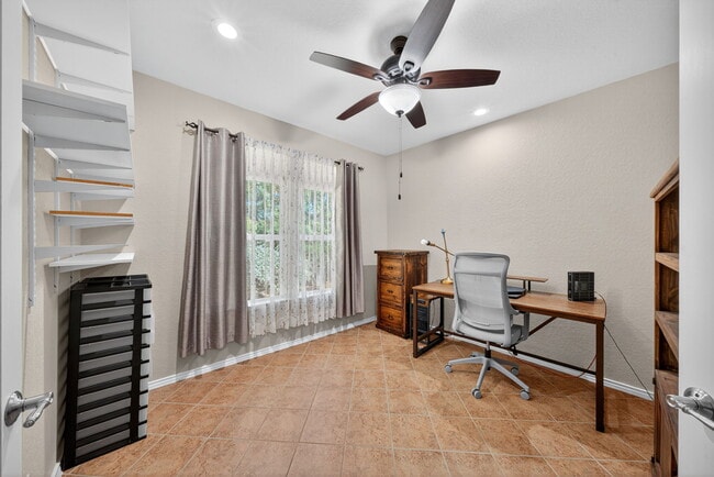 Foto del edificio - 4054 Deep River