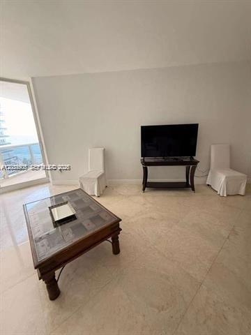 Foto del edificio - 9595 Collins Ave