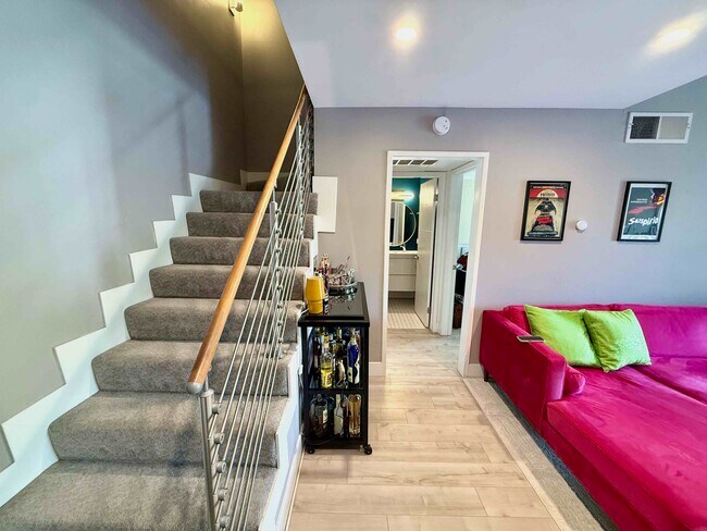 Building Photo - 14302 Summertime Ln