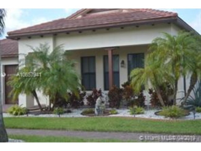 Building Photo - Beautiful one story home in gated community