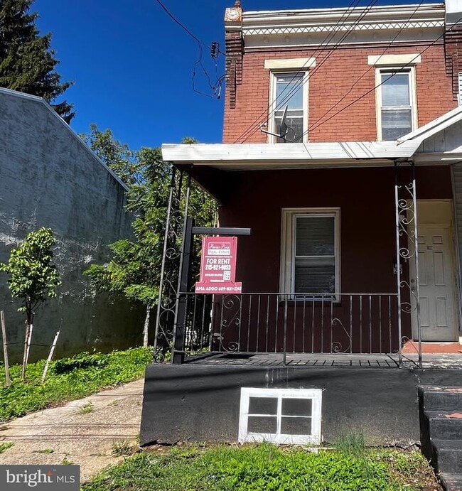 Building Photo - 7129 Yocum St