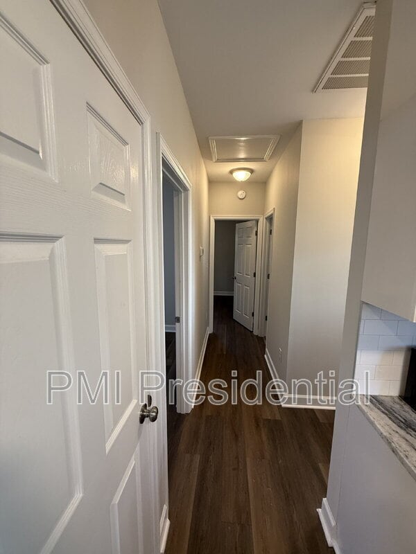 Foto del edificio - 2859 Lawson St