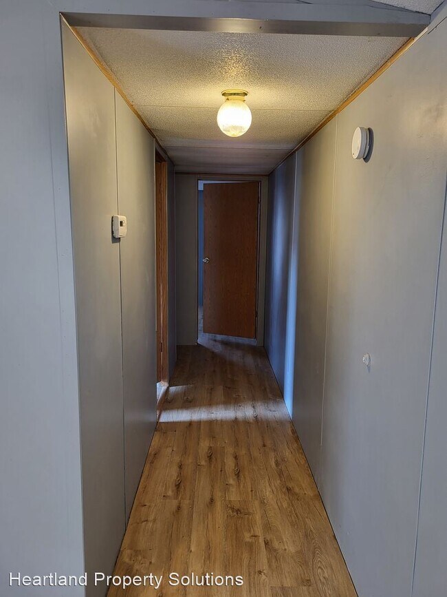 Building Photo - 3 br, 2 bath House - 111 Court Drive