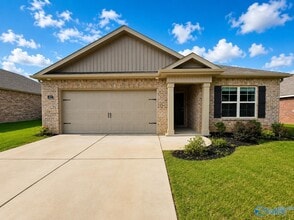 Building Photo - 427 Jackson Pt Cir