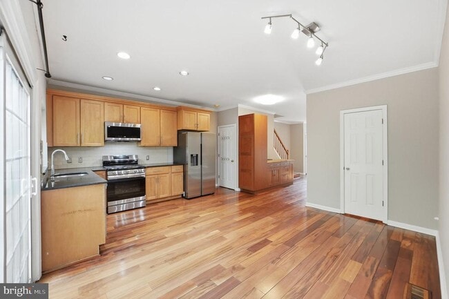 Building Photo - 12109 Wedgeway Ct