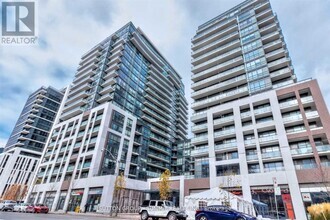 Building Photo - 460-460 Adelaide St E