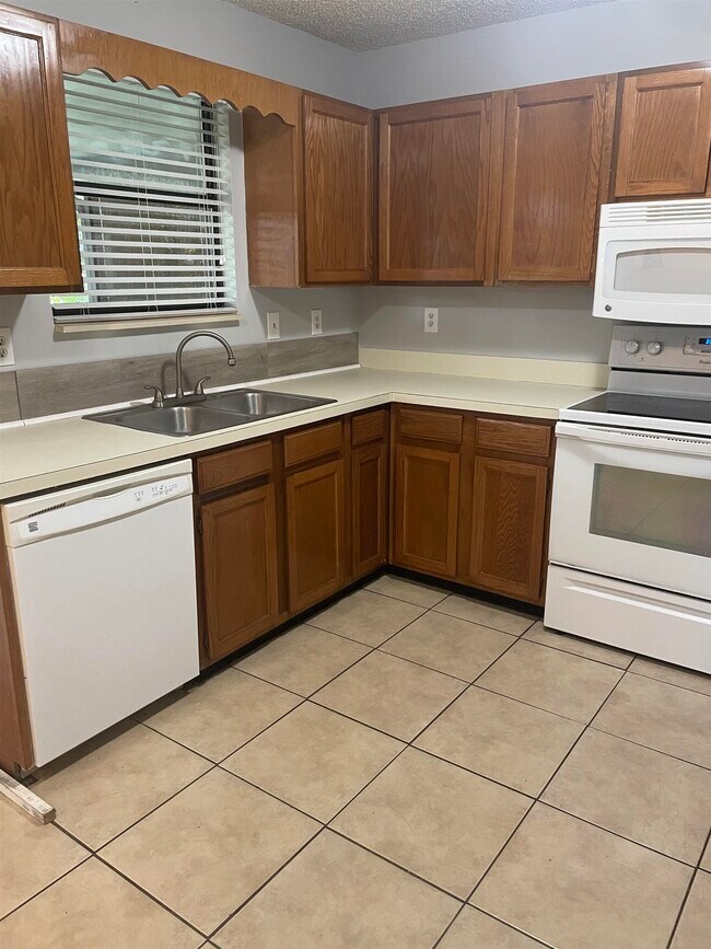 Foto del edificio - 622 Bowers Ln