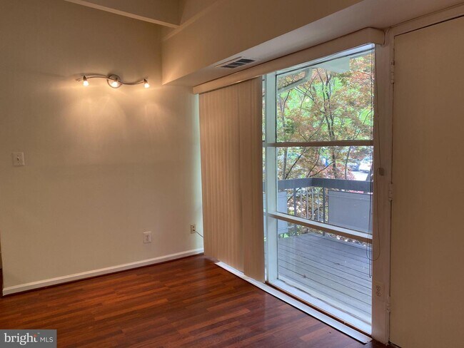 Foto del edificio - 7734 Donnybrook Ct