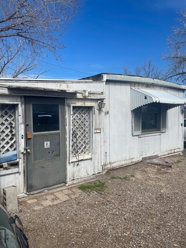 Building Photo - 1501 13th Ave SW