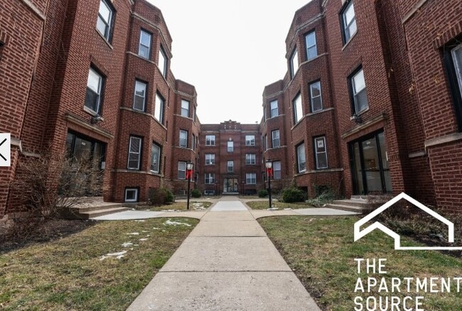 Photo - 851 W Cornelia Ave Apartment