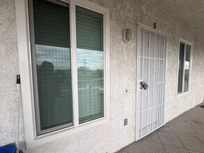 Building Photo - 12170 Seventh Ave