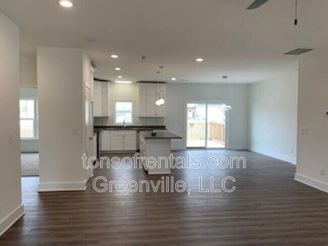 Foto del edificio - 3028 E Georgia Rd