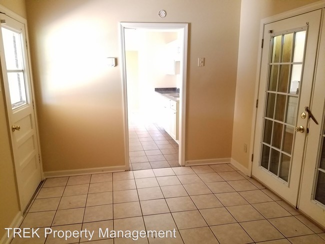 Building Photo - 3 br, 2 bath House - 2716 Whitney Avenue