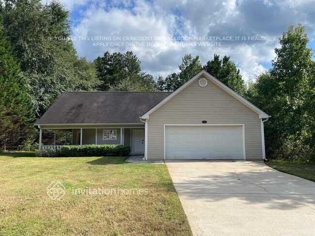 Building Photo - 135 Long Creek Dr
