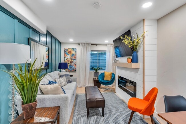 Building Photo - 9959 S Eden Point Cir