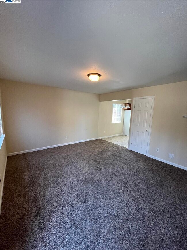 Foto del edificio - 579 Sycamore Ave